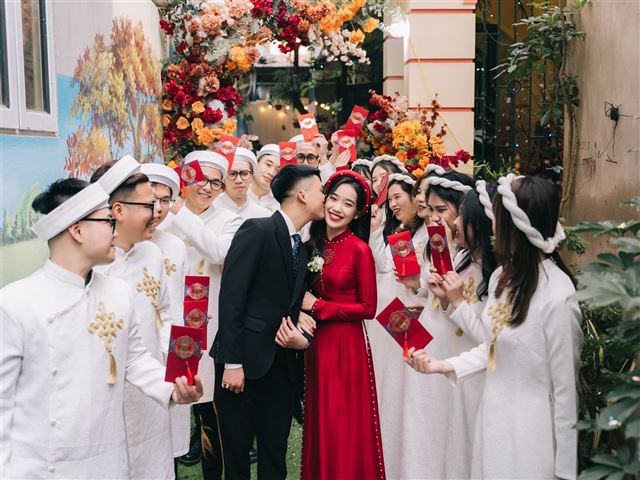 Dịch Vụ Bê Tráp Ăn Hỏi