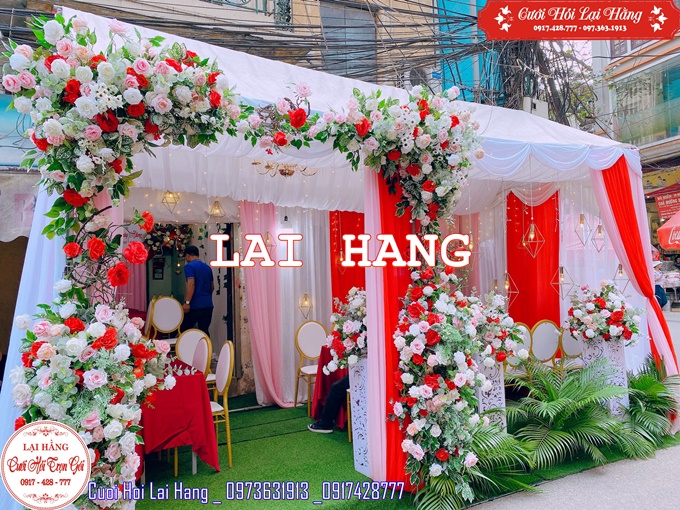 Trang trí đám cưới tại nhà đẹp rẻ