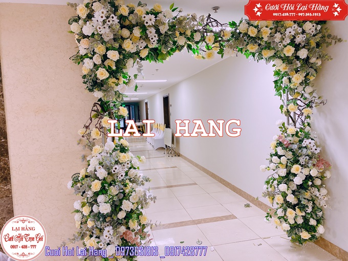 Trang trí đám hỏi trên chung cư 12